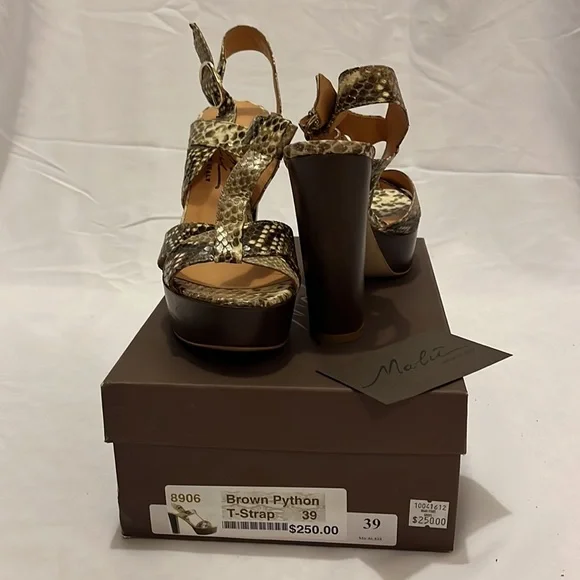 Python platforms - Picture 2 of 3